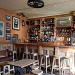 Un tipico pub di Dunmore East, Irlanda