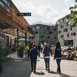 Gli studenti del Junior and Teen Summer Camp durante una escursione nei paesi della zona