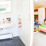 Una camera da letto della Surval Summer Camp