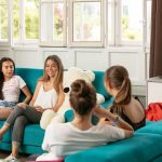 L'area lounge dell'alloggio del programma estivo Leadership della Champittet 