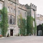 L'ingresso del campus estivo della ICE Clongowes Wood College