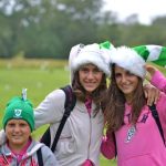 Gli studenti del programma in famiglia della Irish College of English durante delle attività all'aperto