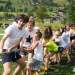 Gli studenti dei Village Camps Zell am See durante delle attività all'aperto