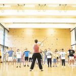 Gli studenti della Hochalpines Institut Ftan Summer Camp a classe di danza