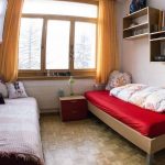Una stanza doppia dell'alloggio della Hochalpines Institut Ftan Summer Camp 