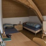 Una stanza doppia dell'alloggio della Hochalpines Institut Ftan Summer Camp 