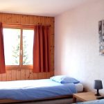 Una stanza doppia dell'alloggio del Campo Estivo Les Elfes