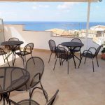 La terrazza della Piccola Università Italiana Tropea 
