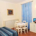 Double bedroom in the Piccola Università Italiana Tropea accommodation