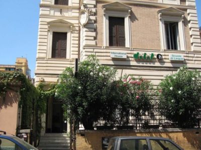 study learn italian language cultural program DILIT International House Rome Italy adults