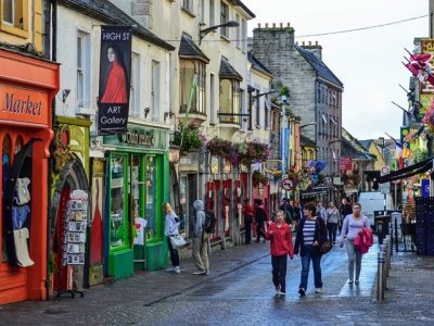 corso campo estivo inglese galway irlanda ragazzi giovani