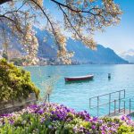 Fiori, Montagne e Lago di Ginevra a Montreux, Svizzera