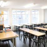 Un'aula del Jes School a Galway