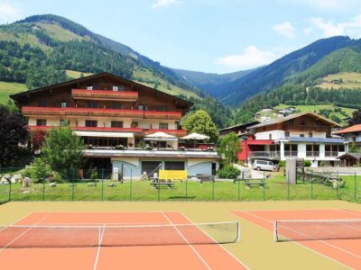 corso-estivo-tedesco-inglese-avventura-cinematografia-village-camps-zell-am-see-austria-bambini-ragazzi