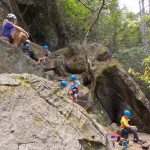 Village Camps Ardèche students go climbing