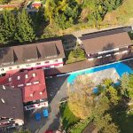 Il campus della École Chantemerle Summer Camp visto dall'alto