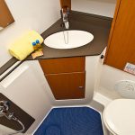 Il bagno della barca dell'Alphabet Sea Quest Camp 