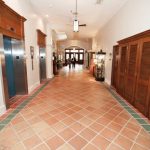 La lobby dell'hotel della TLA Teen Summer Program