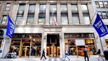 study learn english language teen summer course academic program teenagers Rennert Academy Plus! Summer Adventure New York USA