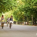 Gli studenti dell'Actilingua Holiday Course Vienna vanno in bici