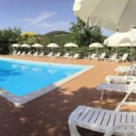 The swimming pool at Casal Cerqueto