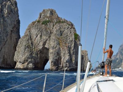 viaggio campo giro estivo barca vela mare isole ponziane palmarola ventotene zannone capri ischia italia inglese ragazzi giovani alphabet camps sea quest