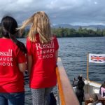 Gli studenti della Rossall Summer School fanno un'escursione in barca