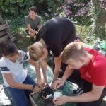 Gli studenti della Rossall Summer School imparano le tecniche di sopravvivenza