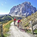 Panorama mozzafiato delle Dolomiti perfetto per delle bellissime escursioni in mountain bike