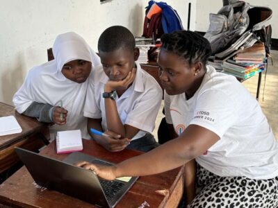 Summer-internship-volunteer-experience-africa-zanzibar-tanzania-teenagers-47