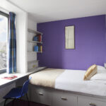 Una camera da letto del Goldsmith Hall, Trinity College, Dublino