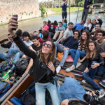 Studio Cambridge students go punting