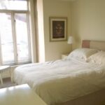 Una stanza doppia di un appartamento per studenti di Kingsway