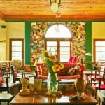 Freehand Hostel Miami lobby and breakfast area