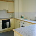 Una cucina di un appartamento per studenti di Kingsway