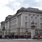 Kingsway students visit Buckingham Palace in London