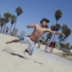 ELC Los Angeles sudents play Frisbee