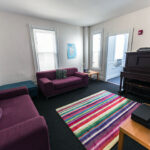 L'area comune del residence per studenti Poppet Hall della NESE di Boston 