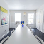 La sala da pranzo del residence per studenti Poppet Hall della NESE di Boston 