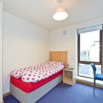 A bedroom in Shanowen Square